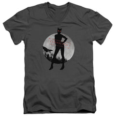 Batman Arkham City Catwoman Convicted Men's 30/1 Cotton Slim V-Neck T-Shirt