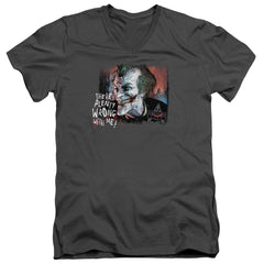 Batman Arkham City Plenty Wrong Men's 30/1 Cotton Slim V-Neck T-Shirt