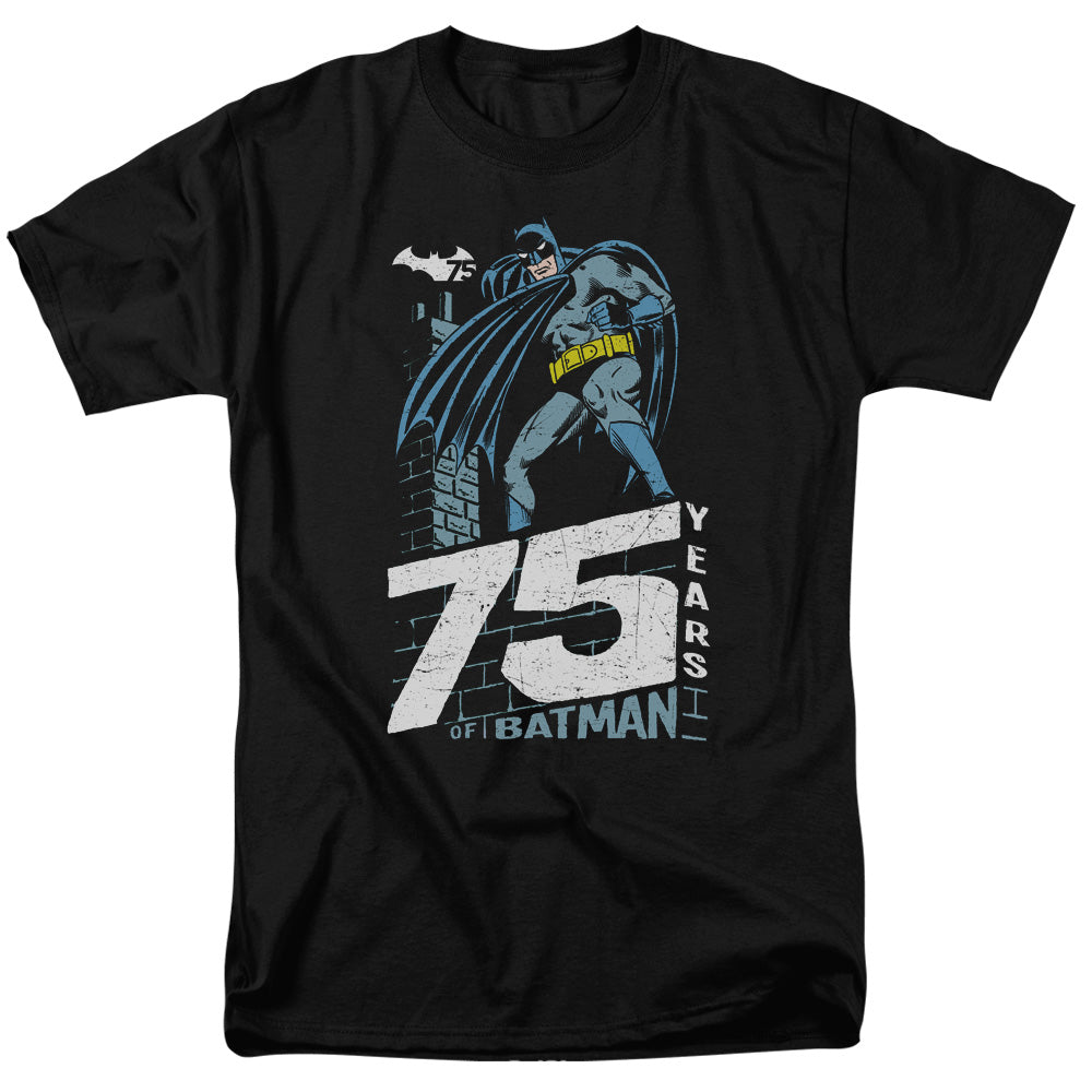 Batman Comics Rooftop Men's 18/1 Cotton Short-Sleeve T-Shirt