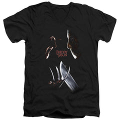 Freddy vs. Jason Face Off Men's 30/1 Cotton Slim V-Neck T-Shirt