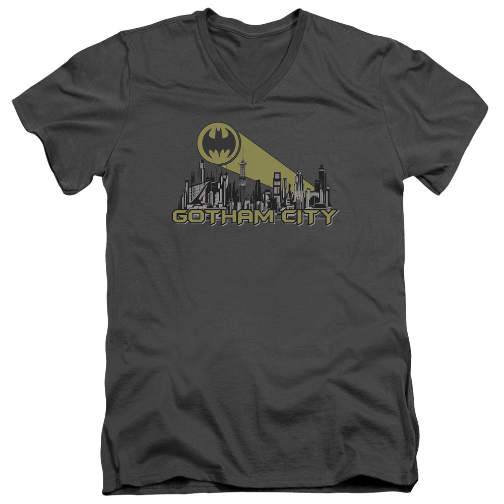Batman Comics Gotham Skyline Men's 30/1 Cotton Slim V-Neck T-Shirt
