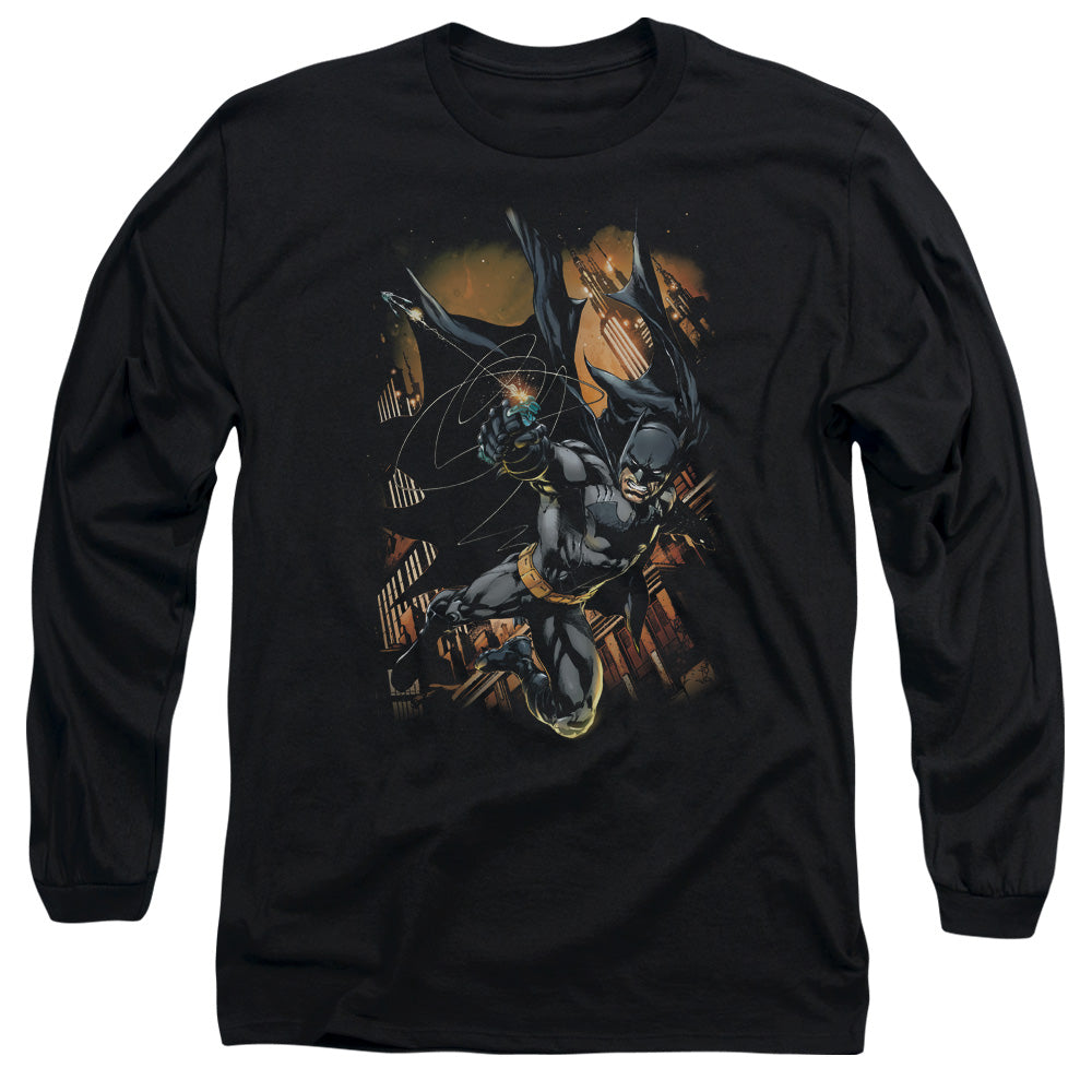 Batman Comics Grapple Fire Men's 18/1 Cotton Long-Sleeve T-Shirt
