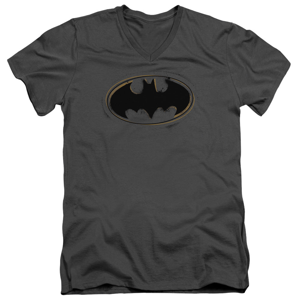 Batman Comics Spray Paint Logo Men's 30/1 Cotton Slim V-Neck T-Shirt