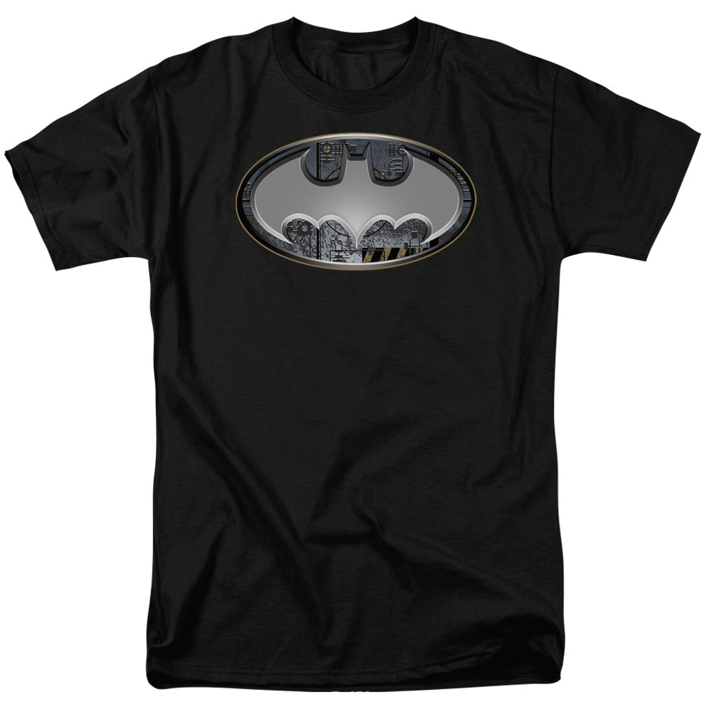 Batman Comics Steel Wall Shield Men's 18/1 Cotton Short-Sleeve T-Shirt