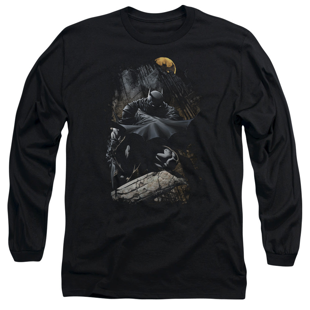 Batman Comics Sweeping Cape Men's 18/1 Cotton Long-Sleeve T-Shirt