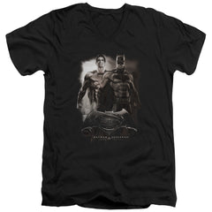 Batman v Superman Dawn Men's 30/1 Cotton Slim V-Neck T-Shirt