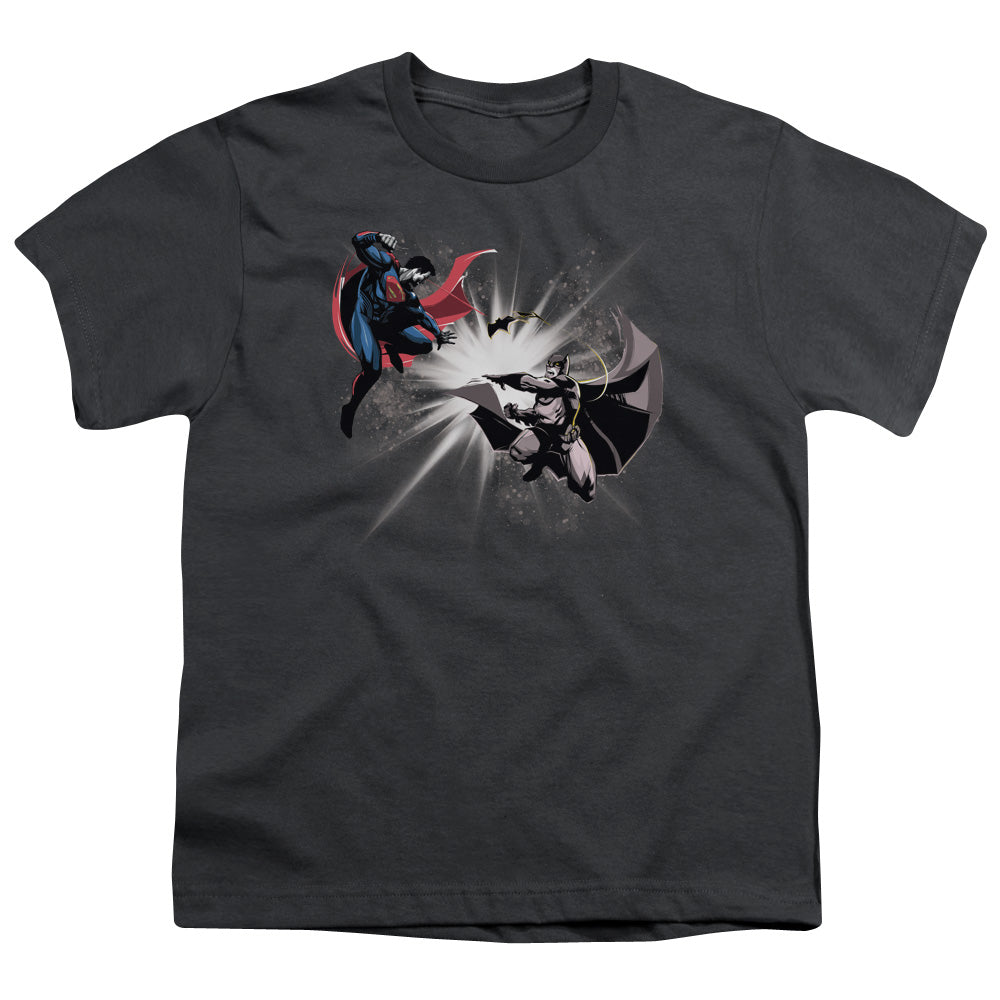 Batman v Superman Fight Burst Youth 18/1 100% Cotton Short-Sleeve T-Shirt