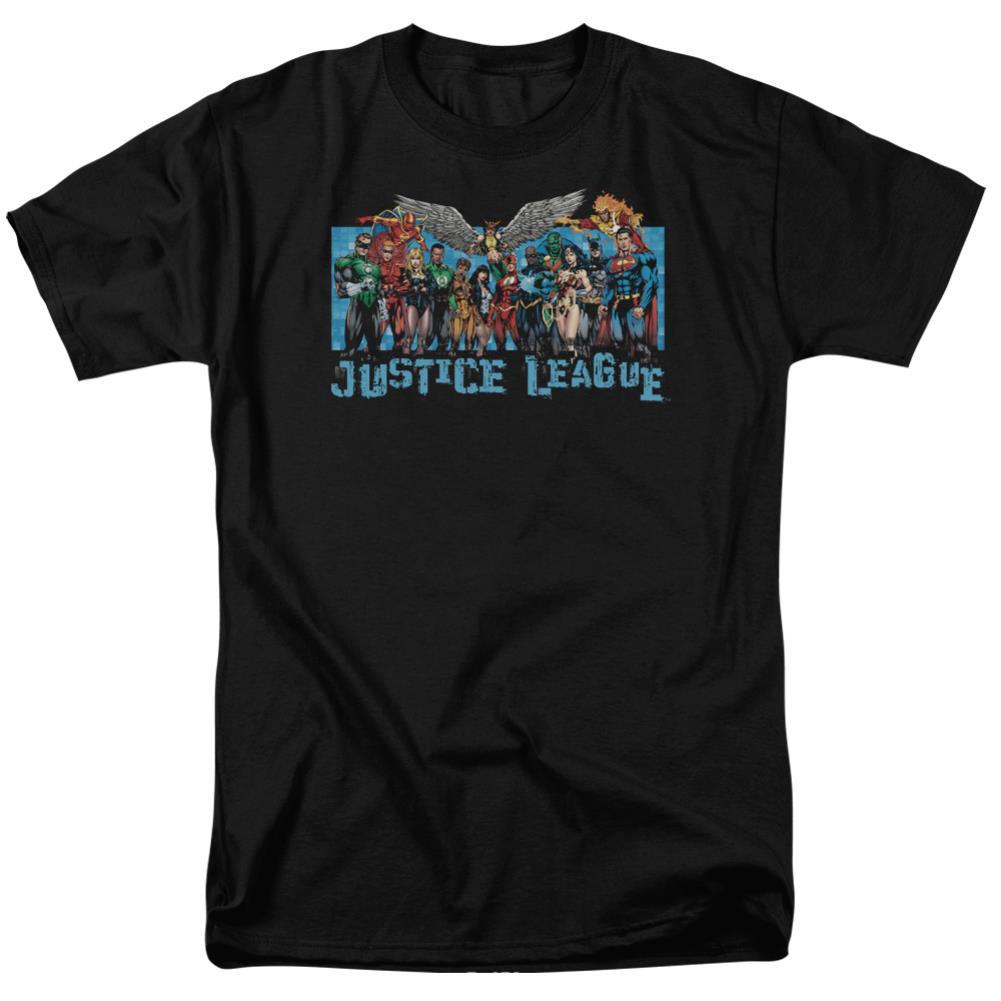 Justice League Of America League Lineup Men's 18/1 Cotton Short-Sleeve T-Shirt