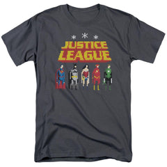 Justice League Of America Standing Below Men's 18/1 Cotton Short-Sleeve T-Shirt