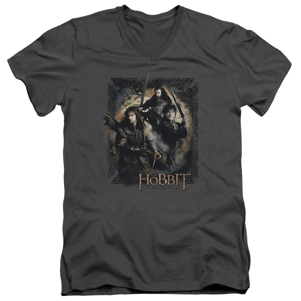 The Hobbit Weapons Drawn Men's 30/1 Cotton Slim V-Neck T-Shirt
